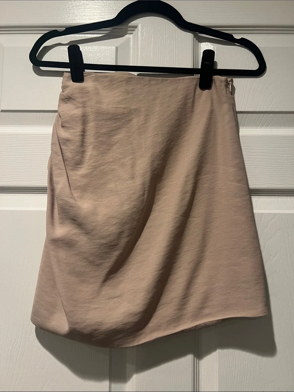 THE SEI Womens Ruched Side Mini Skirt — Beige SIZE 2